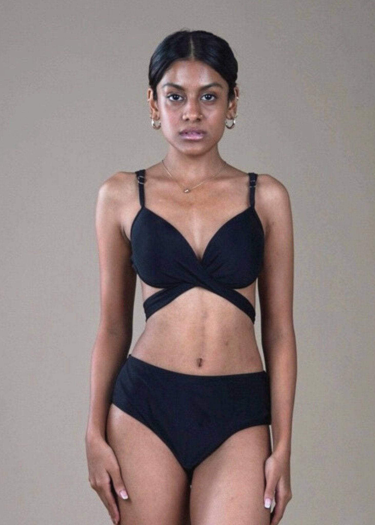 Black Bikini with a Coverup - WomanLikeU