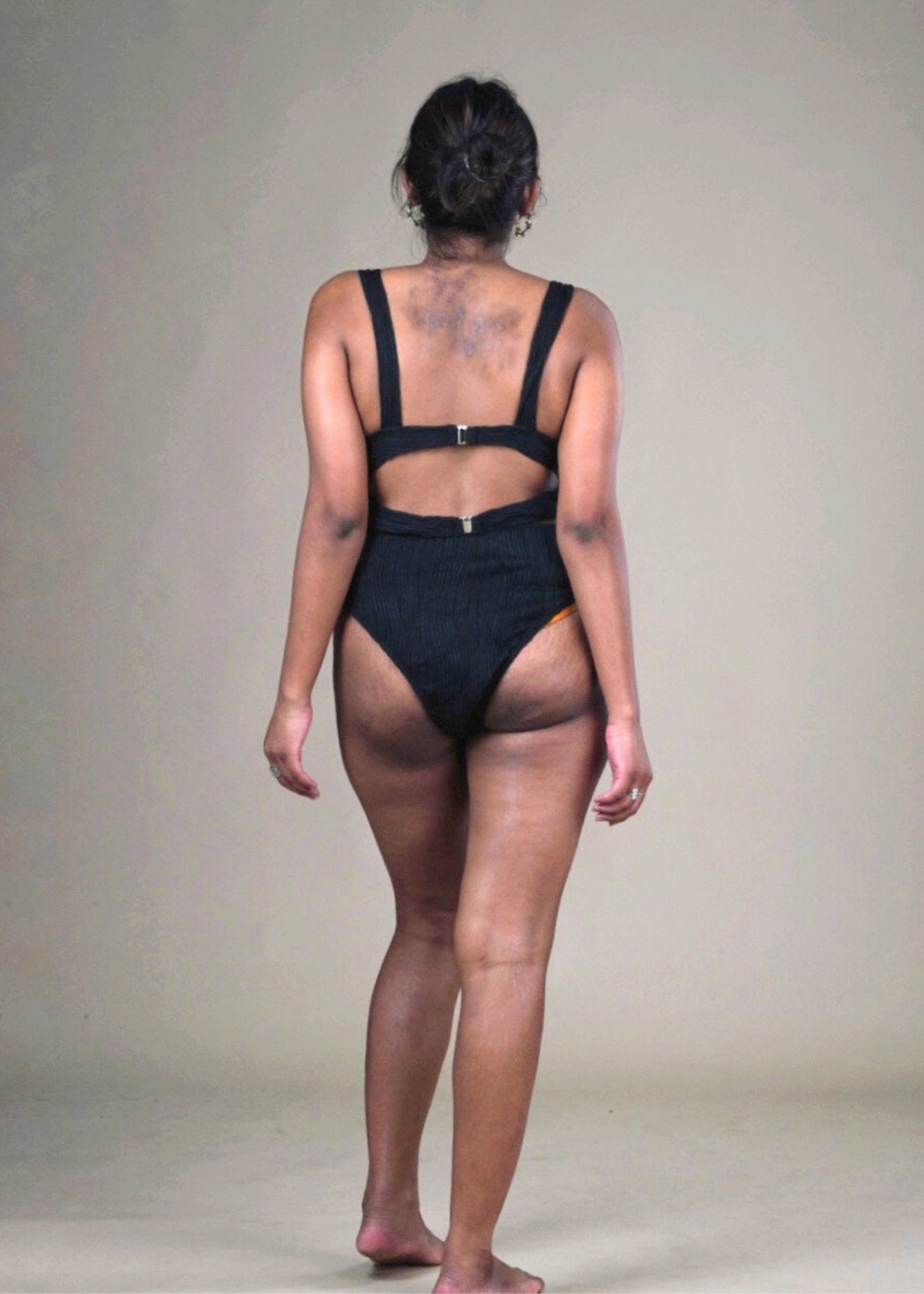 Black Bikini with Wavy Texture - WomanLikeU