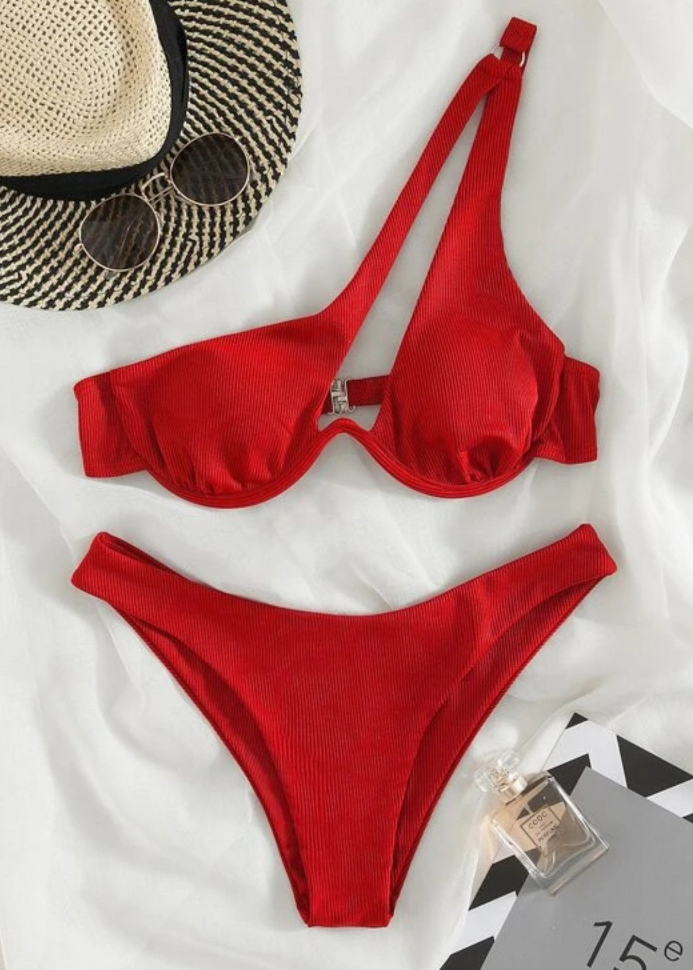 Red Underwired Bikini - WomanLikeU
