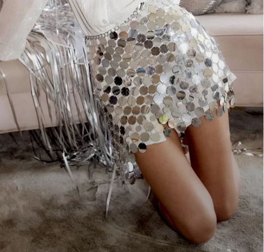 Waves by Shrijal: Peekaboo Perfection - WomanLikeU